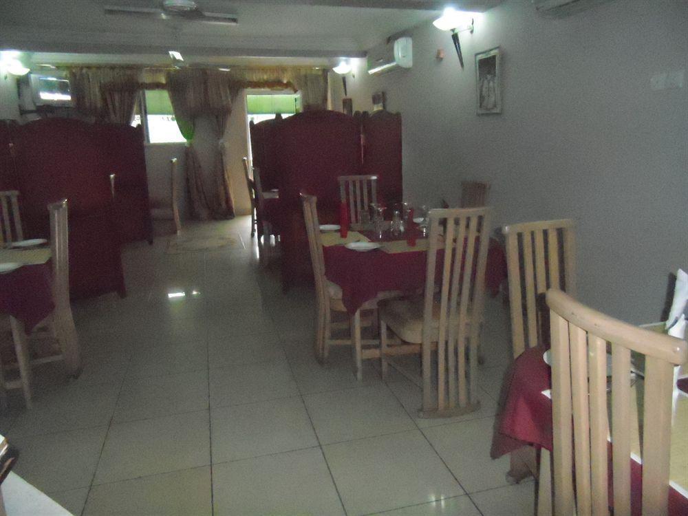 Yegoala Hotel Kumasi Ngoại thất bức ảnh